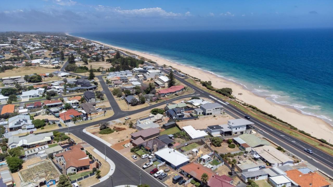 Beach Shack Bunbury Exterior photo